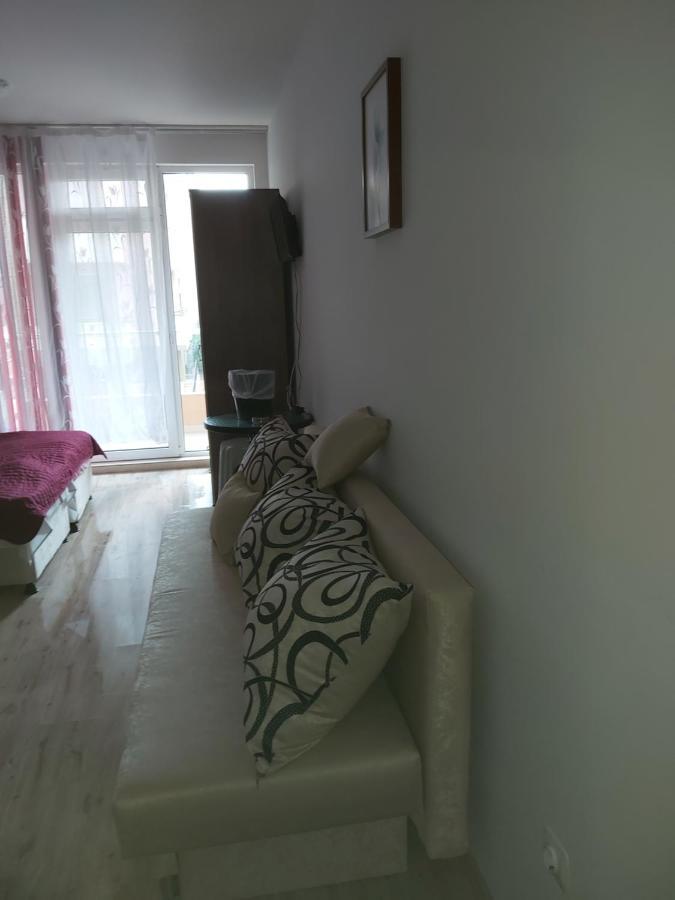ポモリエApartament Janetアパートメント エクステリア 写真