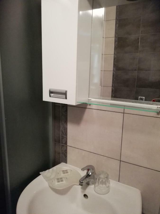 ポモリエApartament Janetアパートメント エクステリア 写真